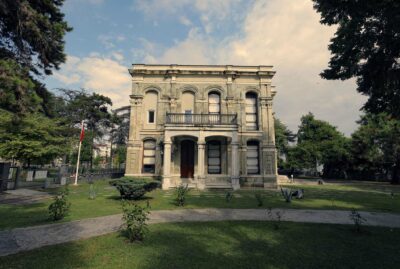 Kasr-ı Humayun Palace Museum